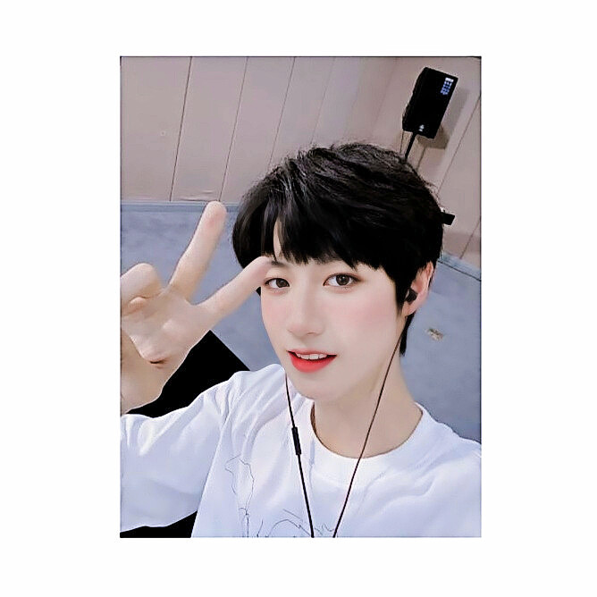 朱志鑫.
“遇见是福气，不遇见也是。”