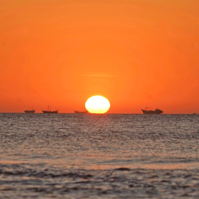 背景图 #橘子汽水味夏天
cr.