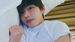 金泰亨、BTS、橙光真人背景图，960*540，尺寸已改