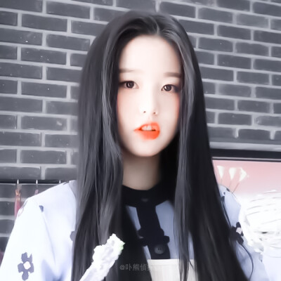 -张元英
-今日份奶油の初体验(ฅ>ω<*ฅ)