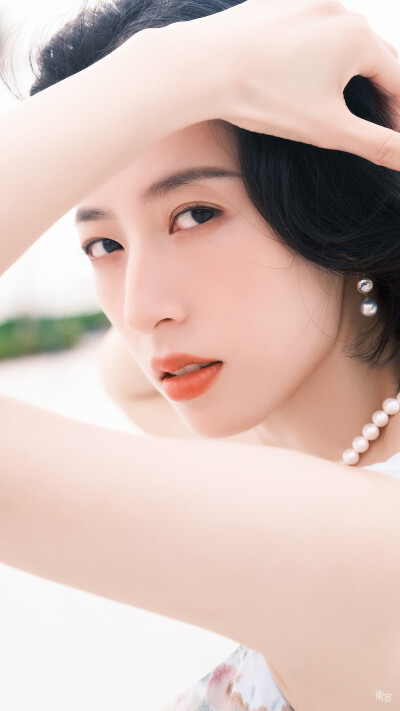 #周雨彤##我在他乡挺好的#
周雨彤手机壁纸 / 修图14P ​​​
cr@__南宫_