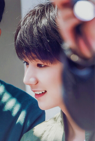 TFboys 王源 头像壁纸
侵删
