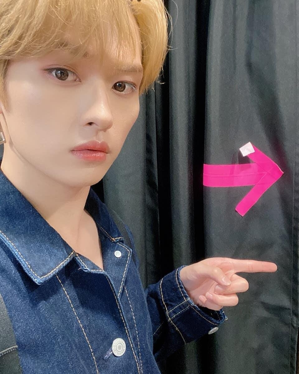 lee know李旻浩 图源:ins