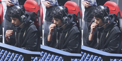 210731 和平精英超级杯暨空投嘉年华 @UNIQ-王一博 ​​​♛C位♛ cr:logo