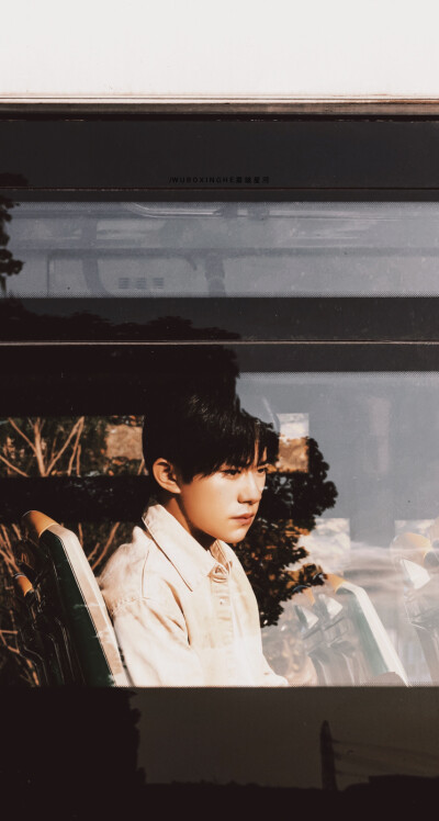 易烊千玺璧纸 - 高清图片,堆糖,美图壁纸兴趣社区