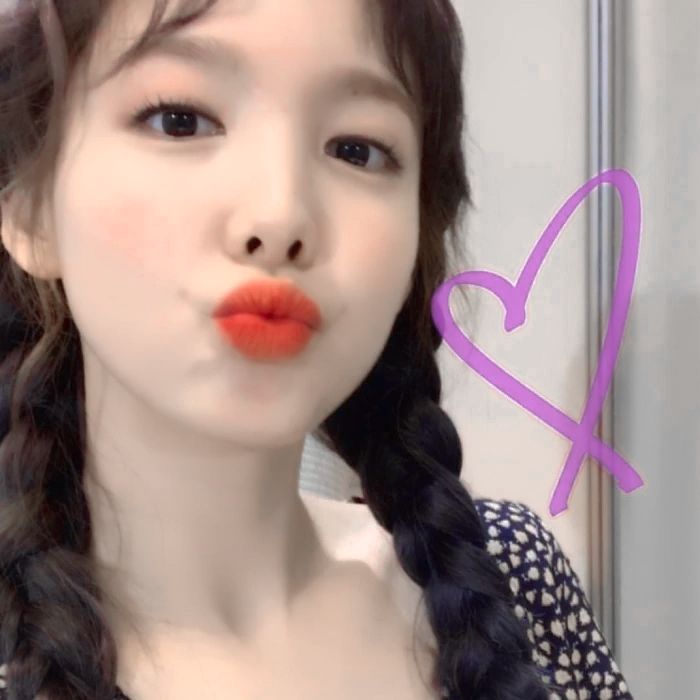 兎飼育計画 ”Nayeon