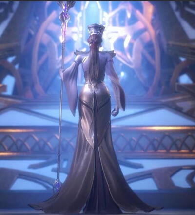 这就是女王的身影吗？