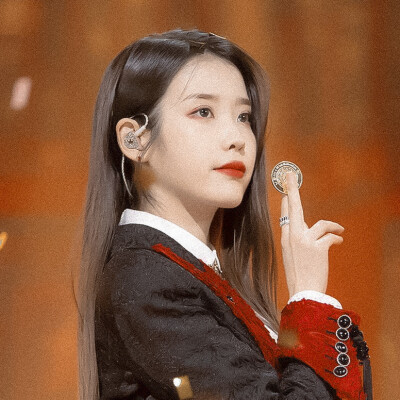 IU