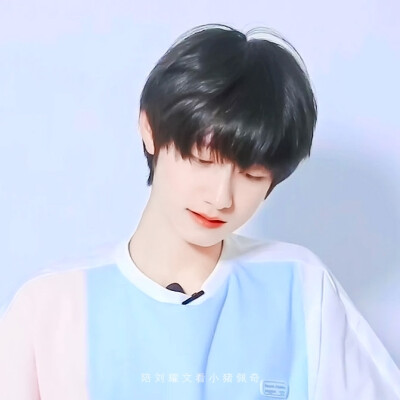 小熊偷吃了糖果 就变成小熊软糖啦
朱志鑫
原cr：许辄