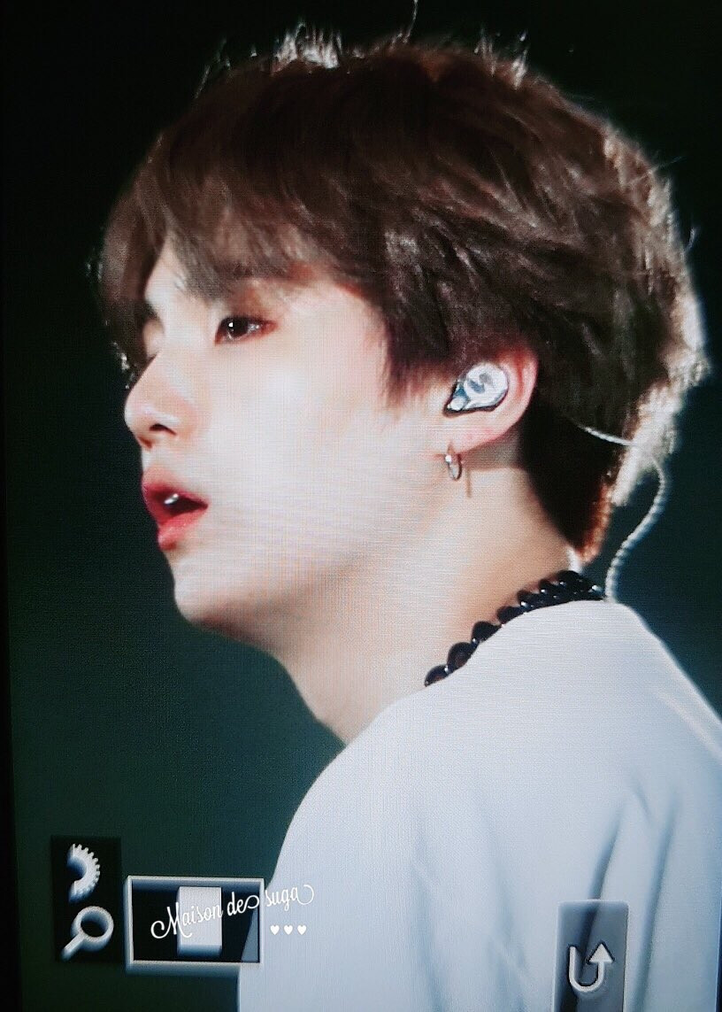 SUGA