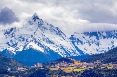 梅里雪山