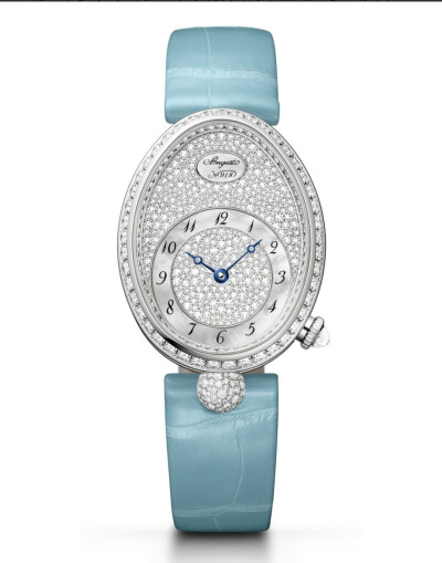 Breguet 刚刚推出一款女士腕表新作——「Reine de Naples 8938」，依然延续经典的鹅蛋形表壳设计，最大亮点是运用「雪花镶嵌」（Snow Setting）工艺来装饰表盘，近400颗钻石展现耀眼的火彩，衬托出华丽而优雅的女性…