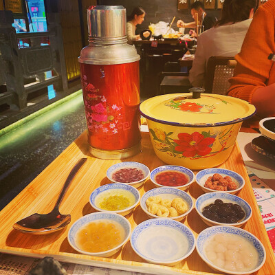 一有吃的就开心