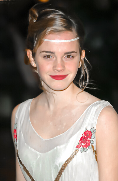 · The rose from Britain ·
EmmaWatson艾玛沃特森
wb@·Ronna·
