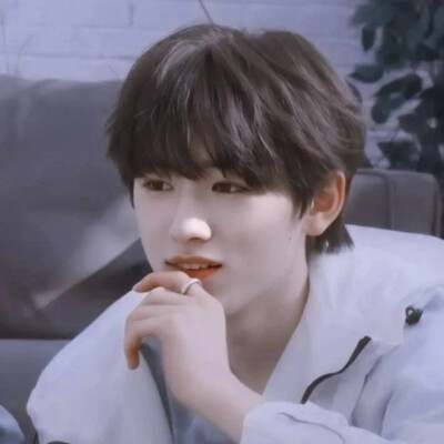 宋亚轩头像、壁纸