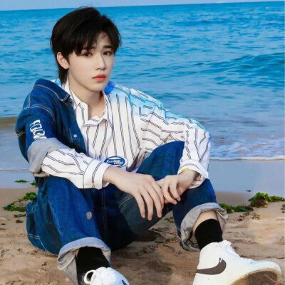 宋亚轩头像、壁纸