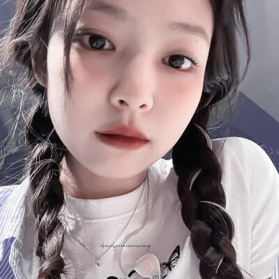 : JENNIE自拍合集