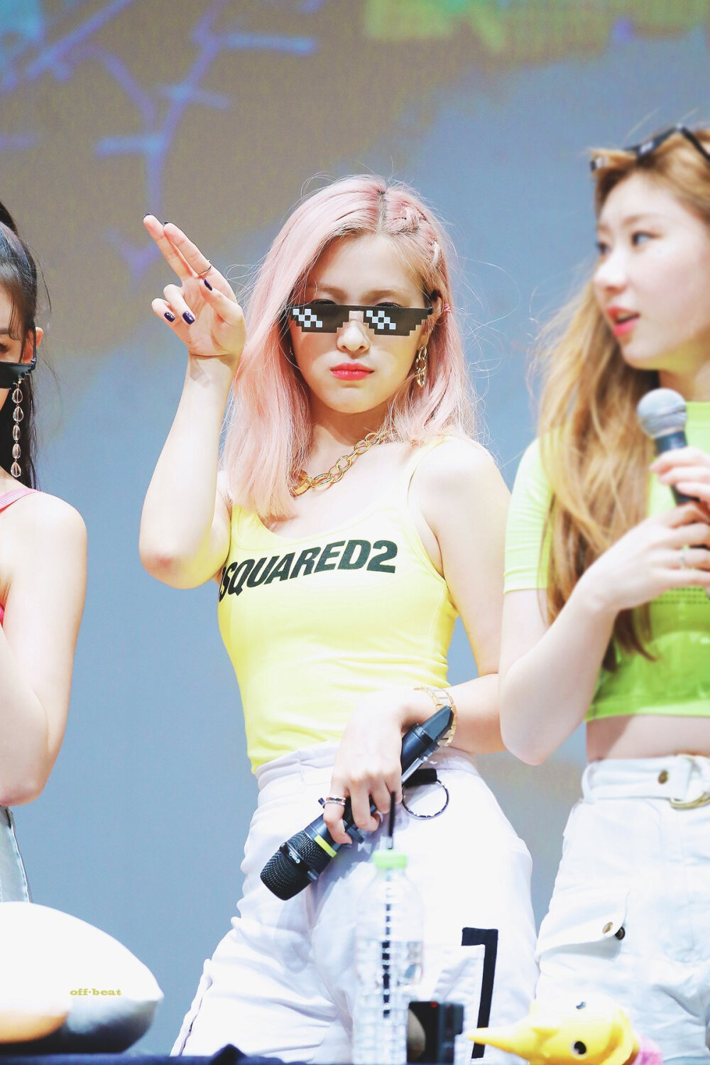 190804 高杨签售会
cr.logo
又是我最爱的粉发溜✧٩(ˊωˋ*)و✧