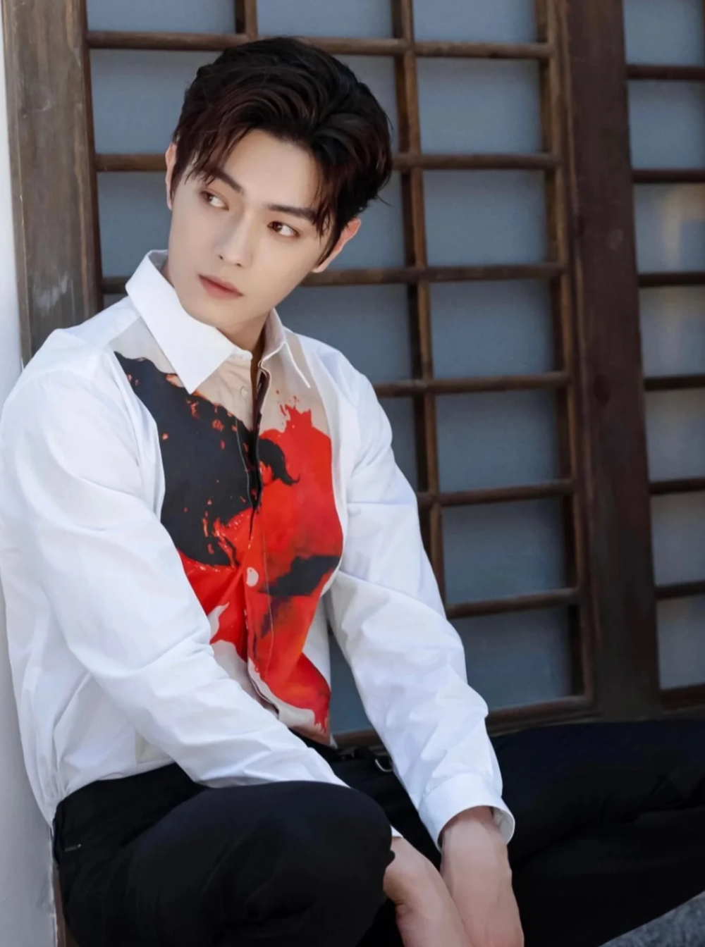 有没有凯凯粉要进非官方微群组哒 单纯磕颜聊天 广交朋友