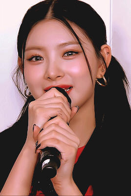 everglow 王怡人

cr. tumblr 侵删