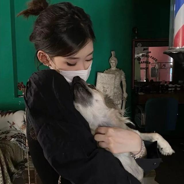 女生头像
拿图点赞