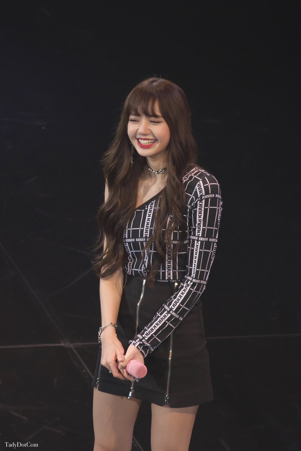 lisa
注明TadyDotCom，不标别改‼️