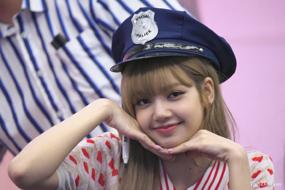 lisa
注明TadyDotCom，不标别改‼️