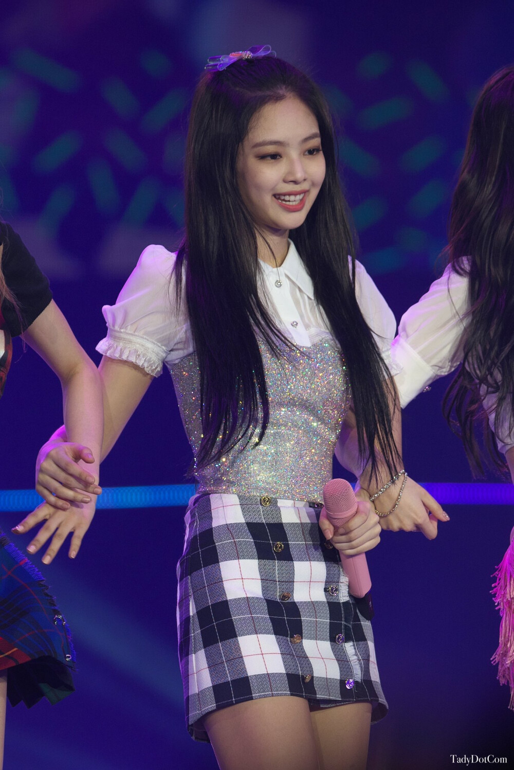 jennie
注明TadyDotCom，不标别改‼️