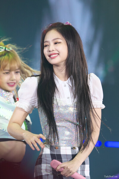 jennie
注明TadyDotCom，不标别改‼️