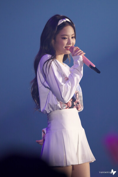 jennie
注明TadyDotCom，不标别改‼️