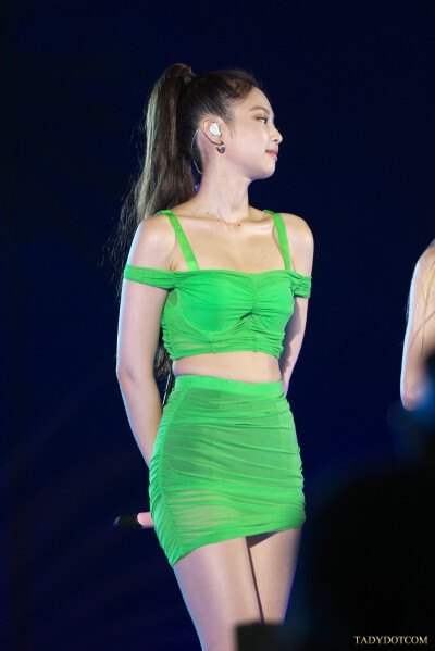 jennie
注明TadyDotCom，不标别改‼️