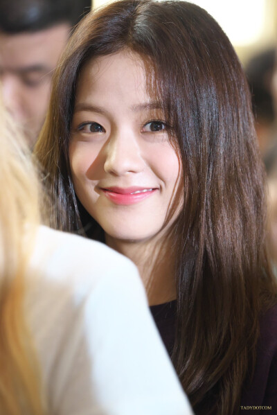 jisoo
注明TadyDotCom，不标别改‼️