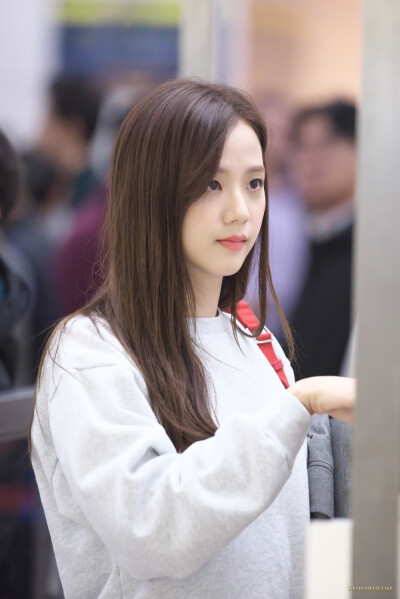 jisoo
注明TadyDotCom，不标别改‼️