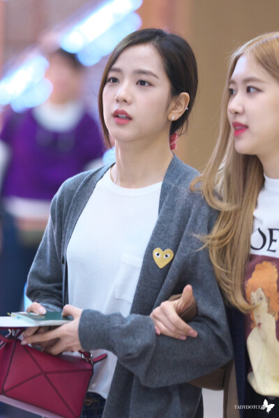 jisoo
注明TadyDotCom，不标别改‼️