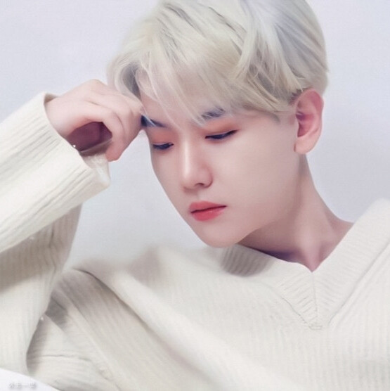 边伯贤 Baekhyun
“措不及防的梦到你 我连醒都不敢醒”
－
?抱图者发抖音写小说弄橙光请告知出处
→By玖生一世