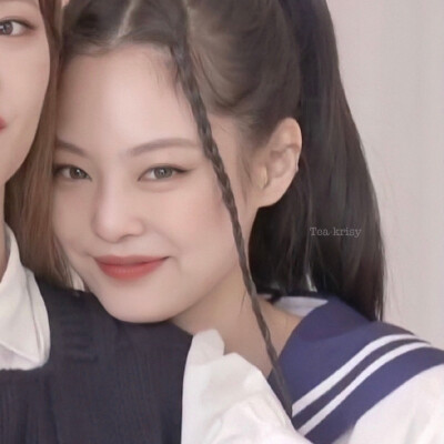 ·Jensoo头像·
Jennie の Jisoo
©微博Tea-krisy 侵删致歉