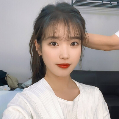 IU