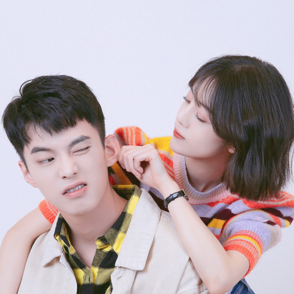 李溪芮何与,磕拉了