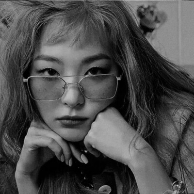 ♫*正在播放专辑：
Queendom. 