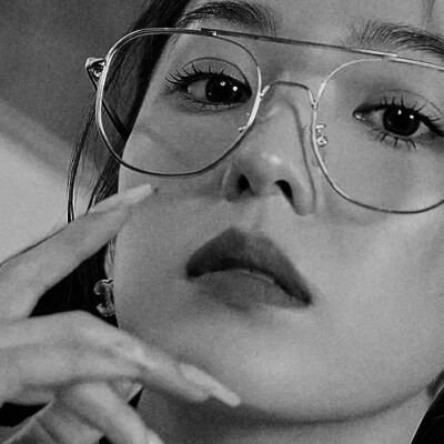 ♫*正在播放专辑：
Queendom. 