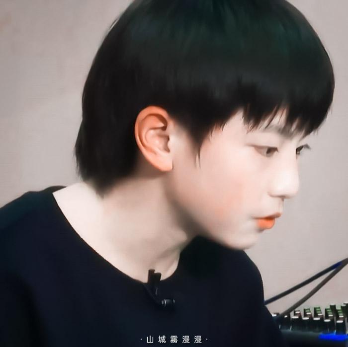 穆祉丞｜原截裴幼恩