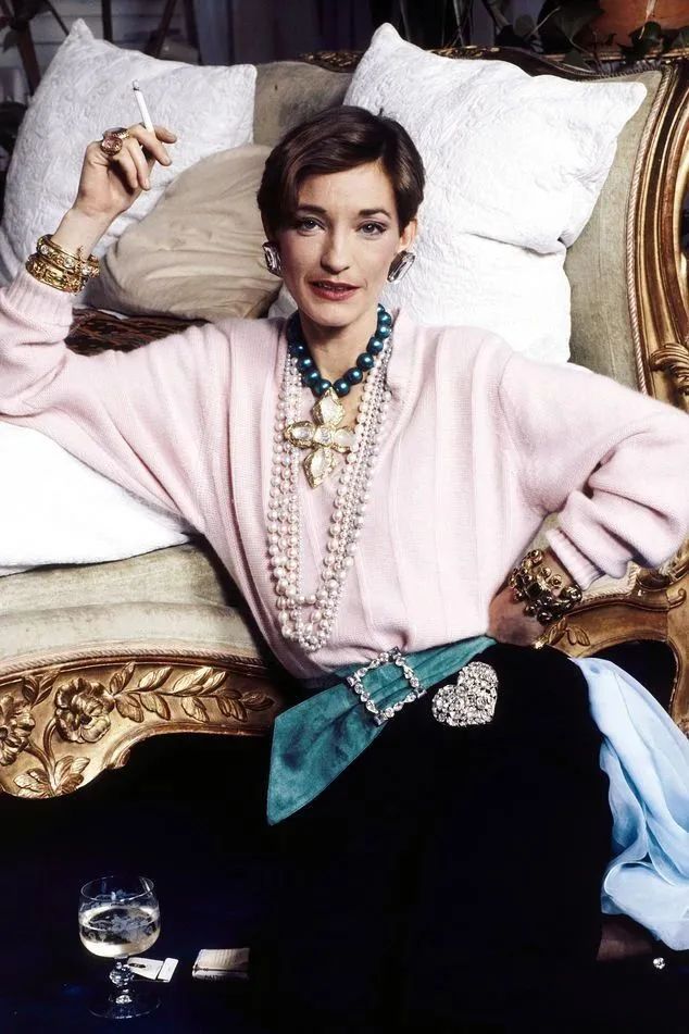 偶像Loulou de la Falaise