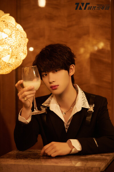 你好，马嘉祺的丁程鑫