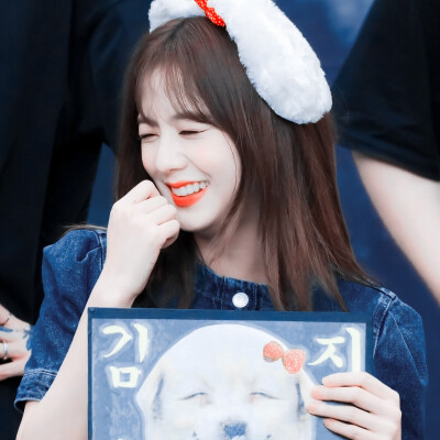 金智秀
©Fairy_tale0103