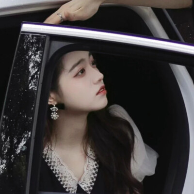  「七夕甜蜜暴击情头」
比奶茶更让我心动的人出现了。