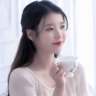 
Have a cup of afternoon tea /
©喻思杳