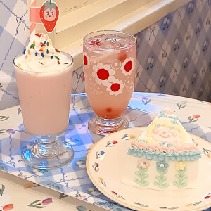 


*//希望你们都能遇到那个捧花来见你的人



©lauren_siah