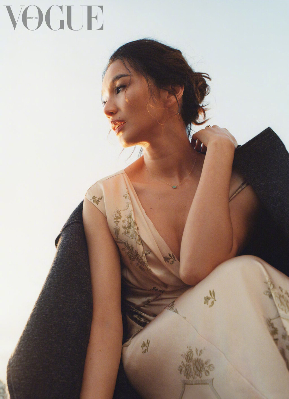 Gemma Chan｜UK Vogue September 2021 英国版九月刊
摄影: Hannah Moon
[weibo@小象王国]