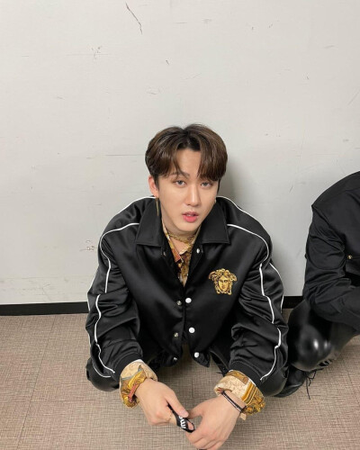 CHANGBIN 徐彰彬