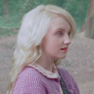 Luna Lovegood卢娜小仙女 头像
微博@呦呦子呀w